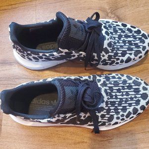 Adidas Swift Run Shoes